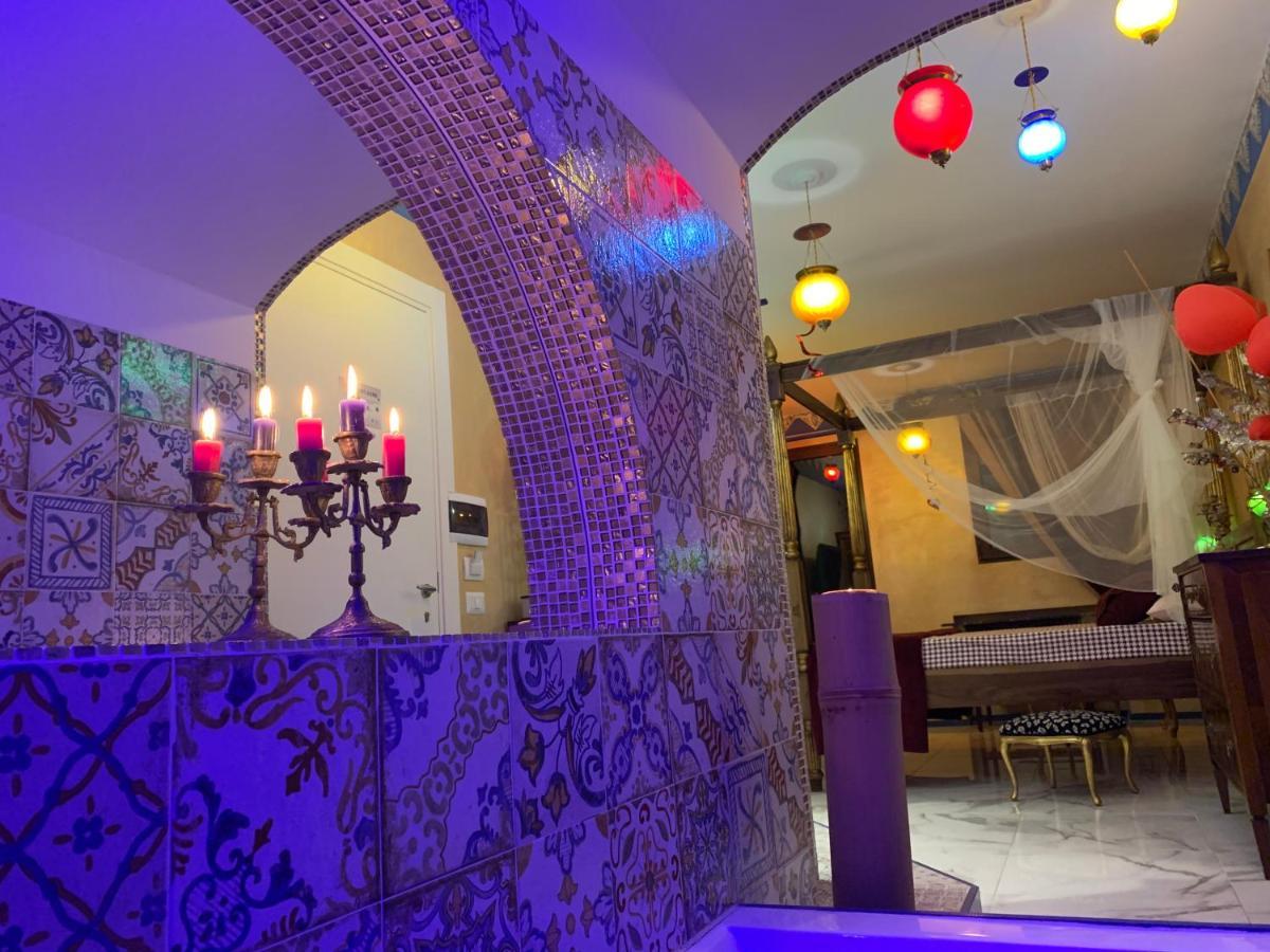 La Casa Di Emanuella - Rooms & International Suites Bari Exterior photo